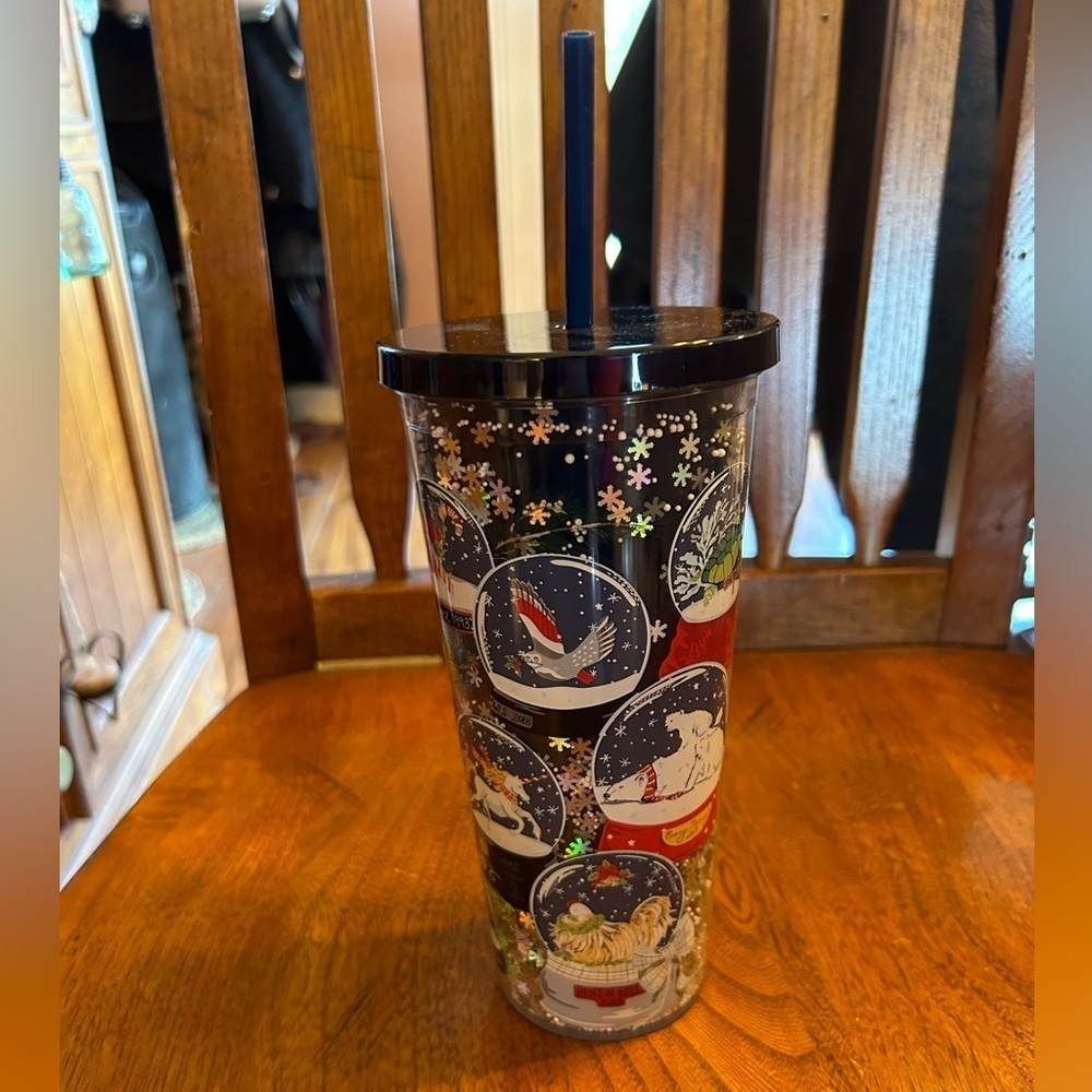 Vera Bradley Winter Snowglobe Tumbler Never Used!
